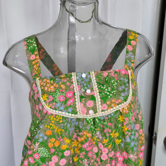 60s Tiffany Loungewear Classic Retro Colors Floral Bib Dress Pockets Sundress M - Picture 5 of 16